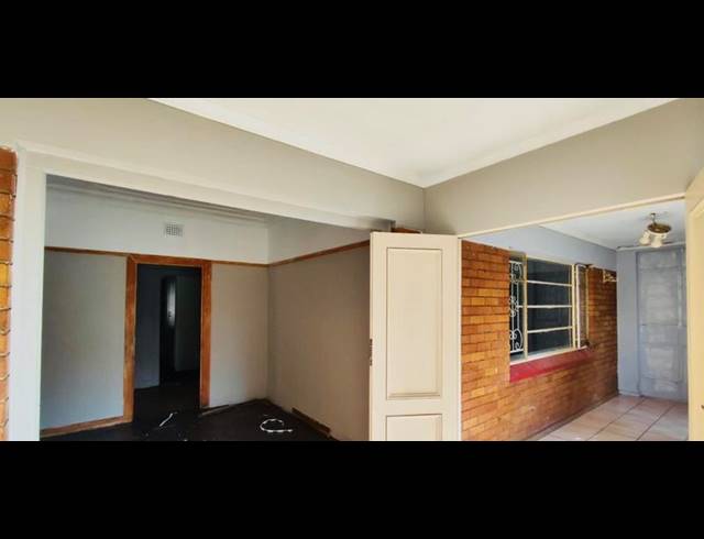 3 BEDROOM HOUSE FOR SALE IN PRIMROSE HILL